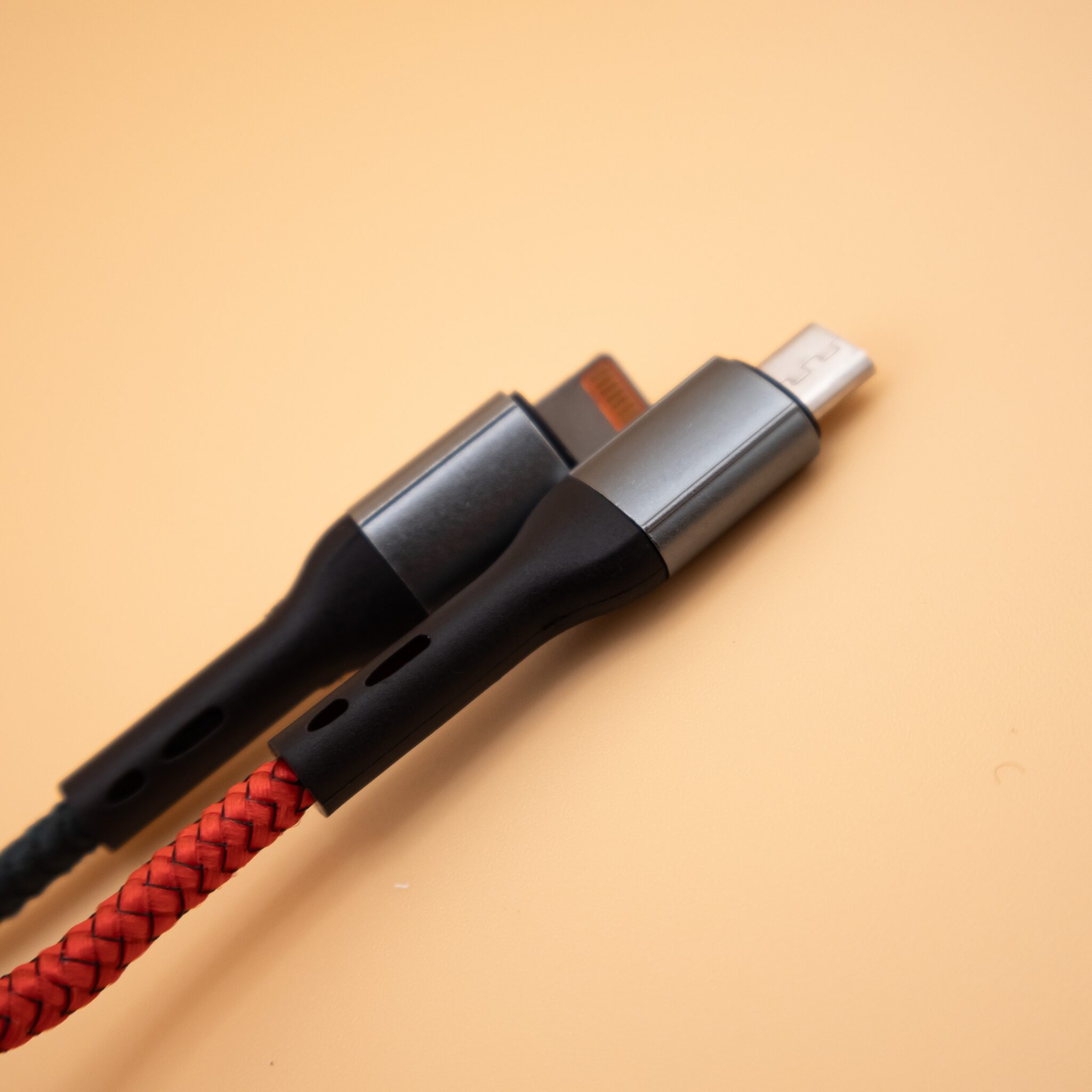 کابل تبدیل USB به لایتنینگ/USB-C/microUSB لیتو مدل LD-49 طول 1 متر
